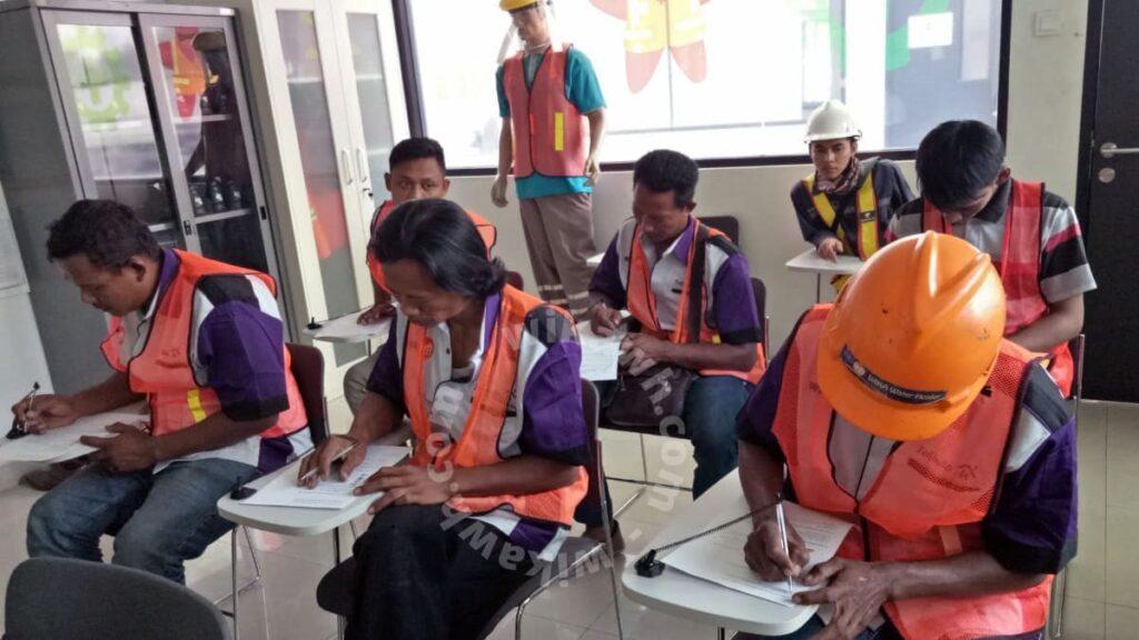 Keselamatan dan Kesehatan Kerja (K3) PT Tekindo Utama - Wika Water Heater B wikawh.com